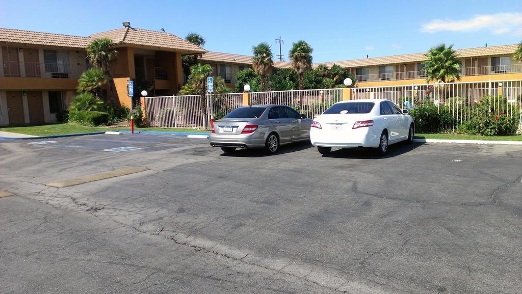 Knights Inn Palmdale Exterior photo